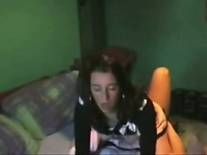 Hot emo girlfriend is fucked hard on her bed