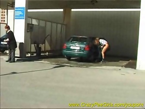 peeing at car wash