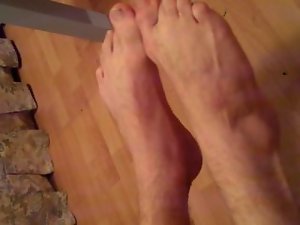 Amateur foot tease