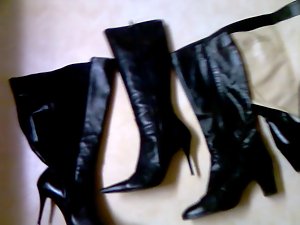 2 Pair Boots