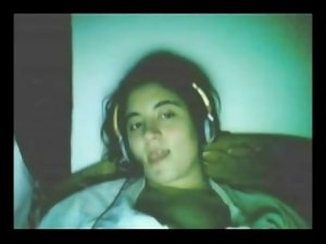 tunisien chick handjobs in webcam