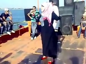 arabian hijab dance on nile