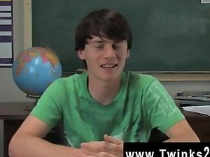 Amazing twinks Jeremy Sommers is seated at a desk and an interview is