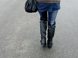 Leggings-Girl - Walking in my New Boots