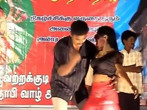 TAMILNADU GIRLS SEXY DANCE INDIAN 19 YEARS OLD NIGHT SONGS'WITH BOY DANCE F